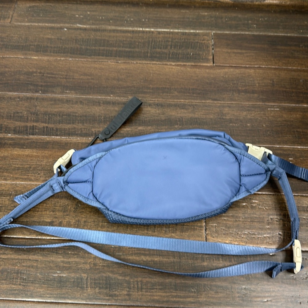 Lululemon All Hours Belt Bag Crossbody Fanny Backpack 4.5L Ink Blue - Picture 7 of 9